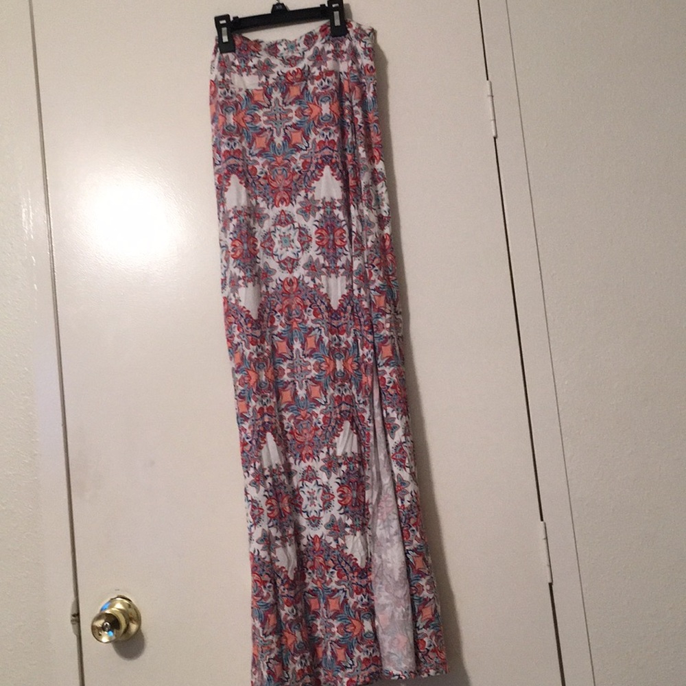 Charlotte Russe maxi skirt open front , back
